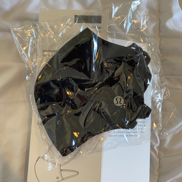 lululemon athletica Accessories - Lululemon mask